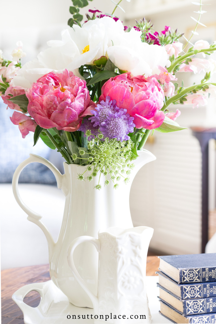 summer living room decor ideas on sutton place