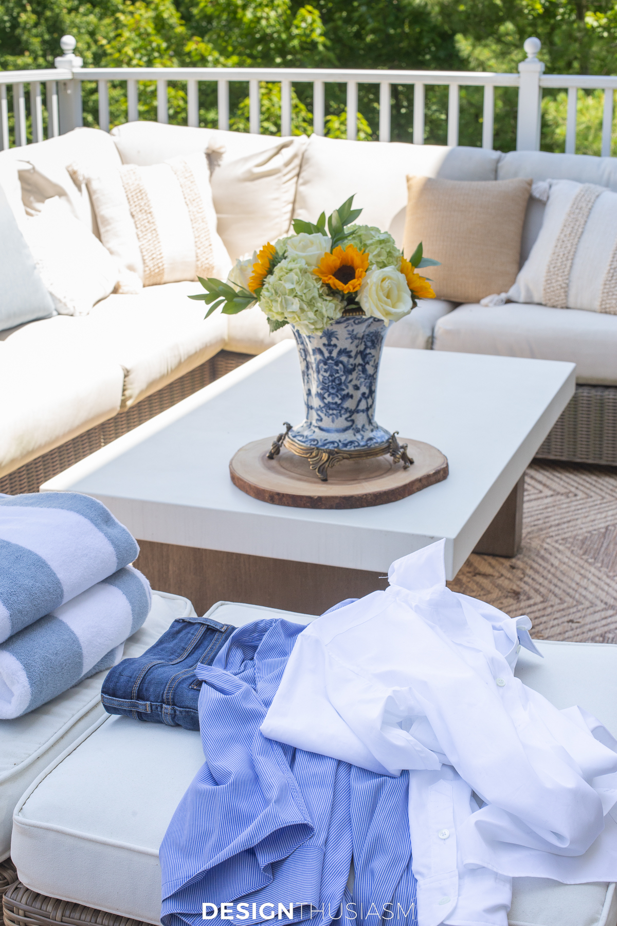 staycation summer capsule wardrobe