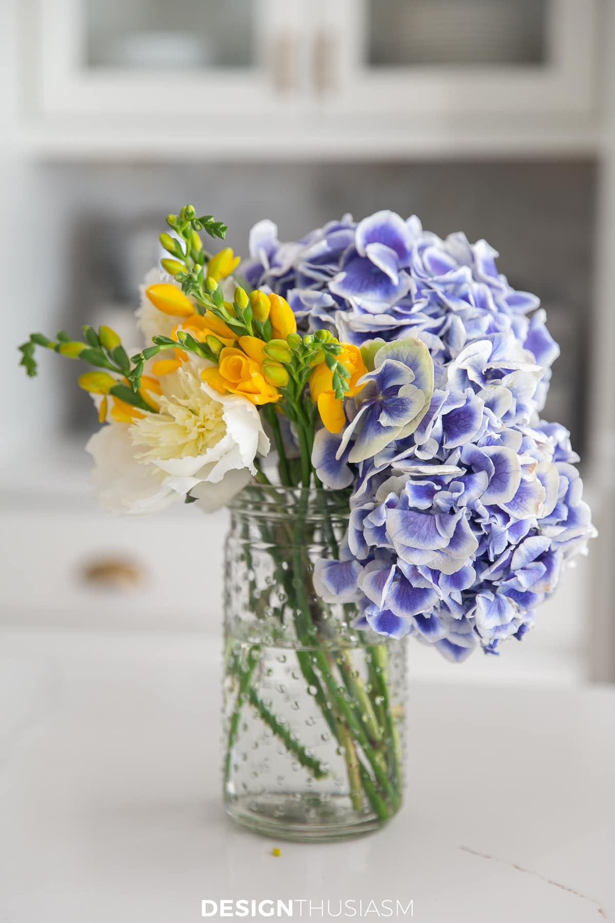summer floral in the kitchen