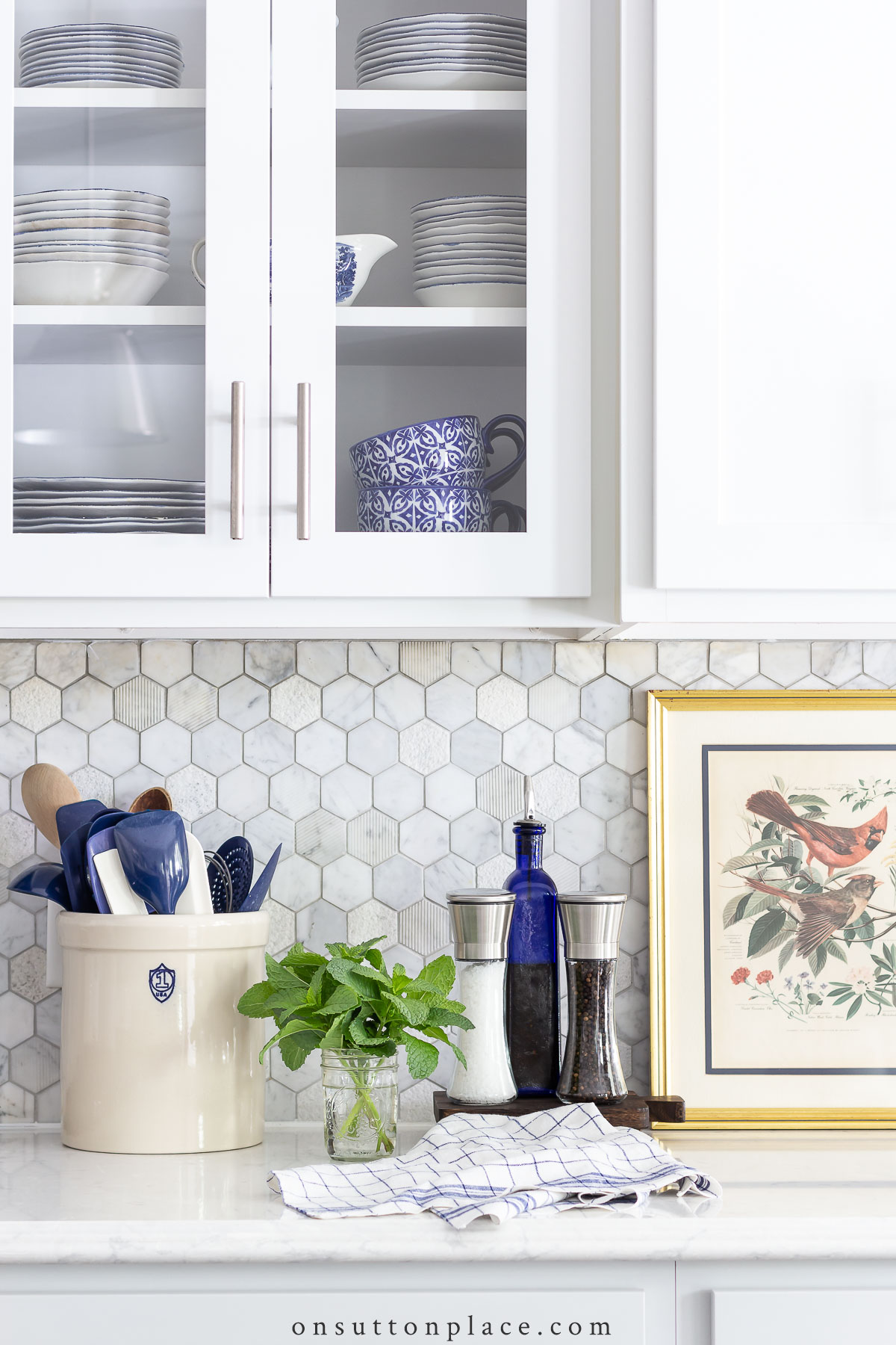 kitchen countertop decor
