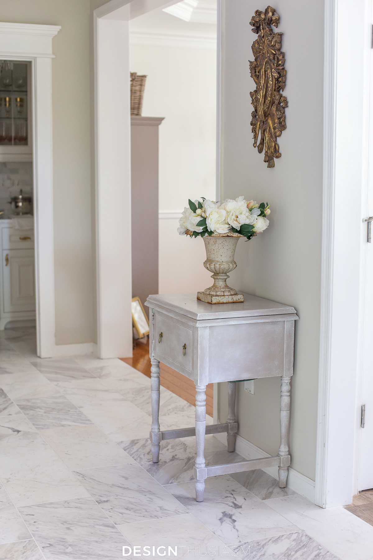 Entryway table