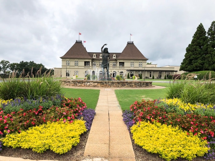 A Tour of Chateau ElanSH