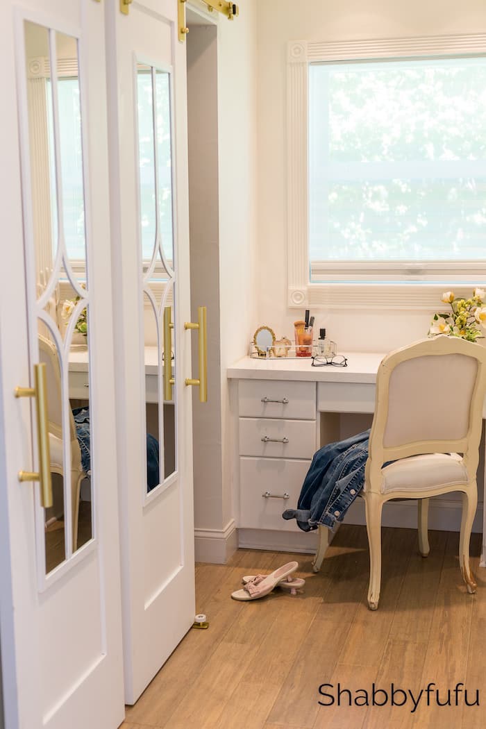 Shabbyfufu - Adding Glam To A Dressing Room With Doors