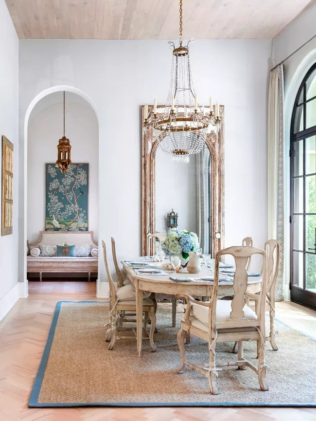 dining-area-vintage-dining-set