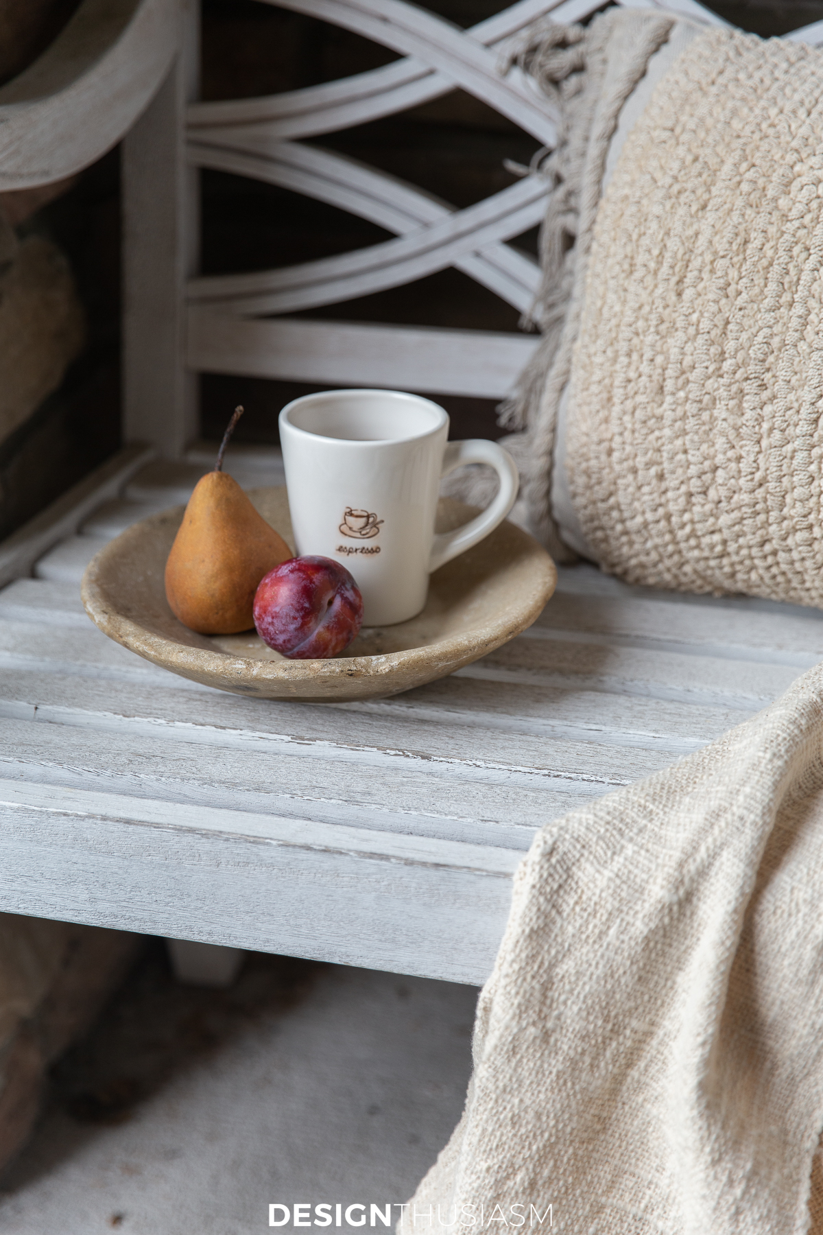 Hot cocoa and pears on a bench