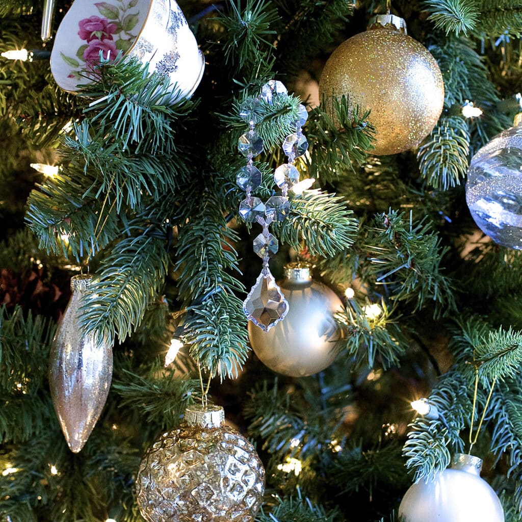 Christmas shopping guide trees