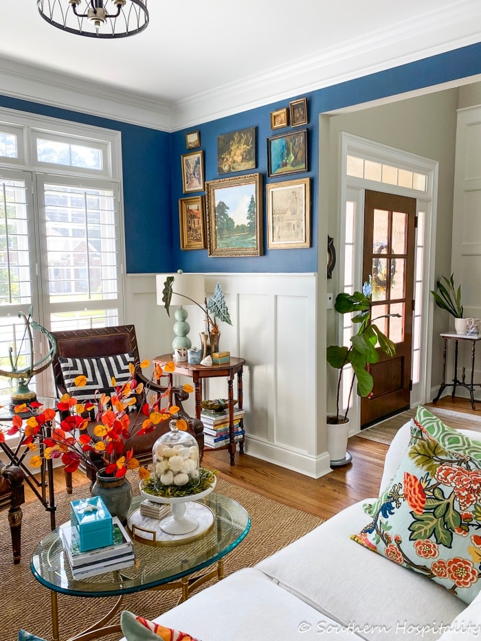 Fall Living Room & FoyerSH