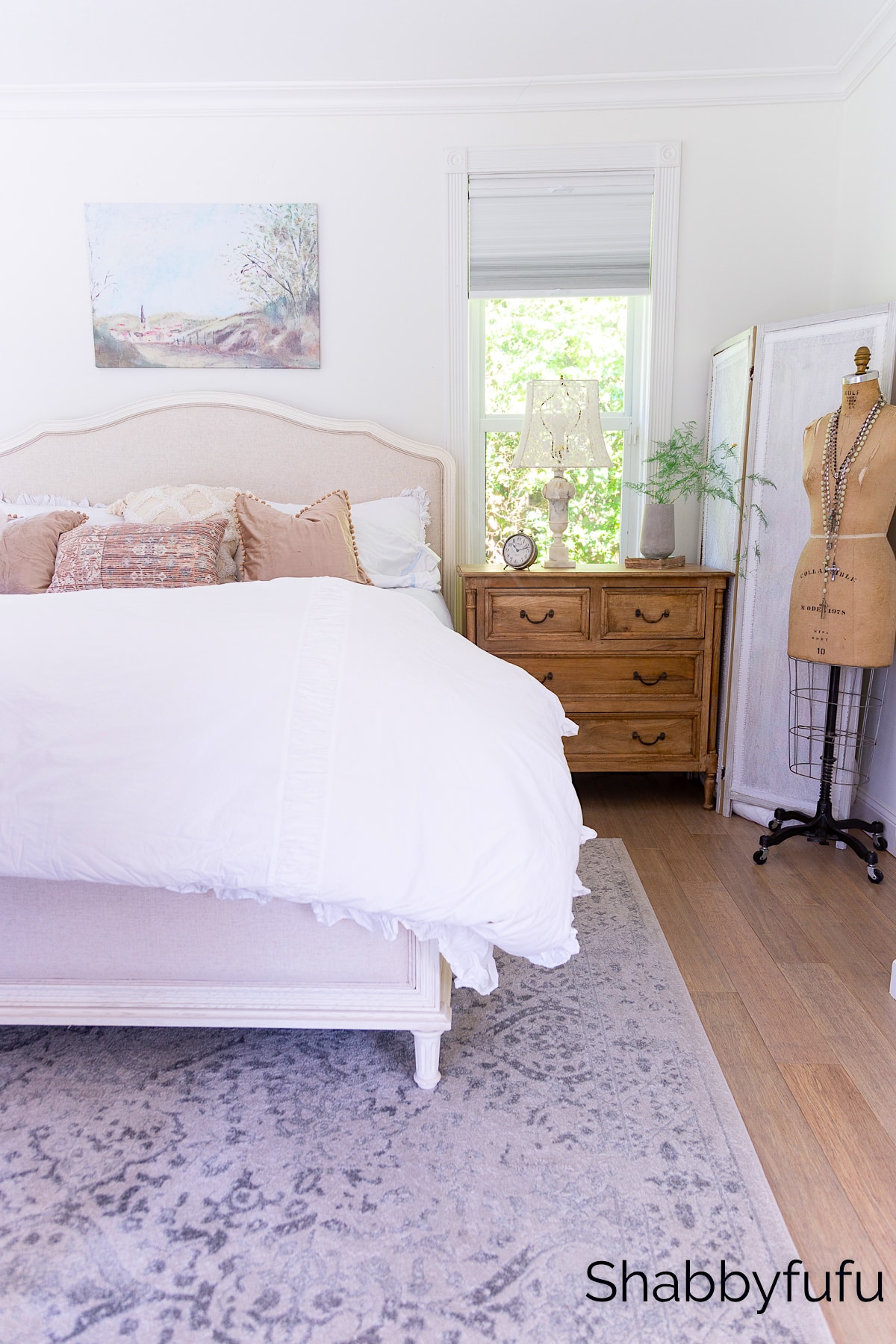 Shabbyfufu - How To Make Your Bedroom Cozy - The Look For Less