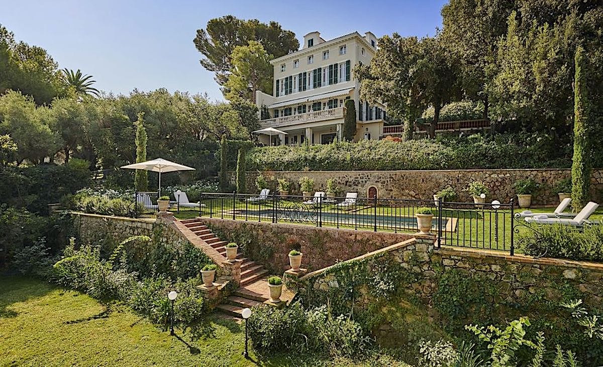 Villa-in-France