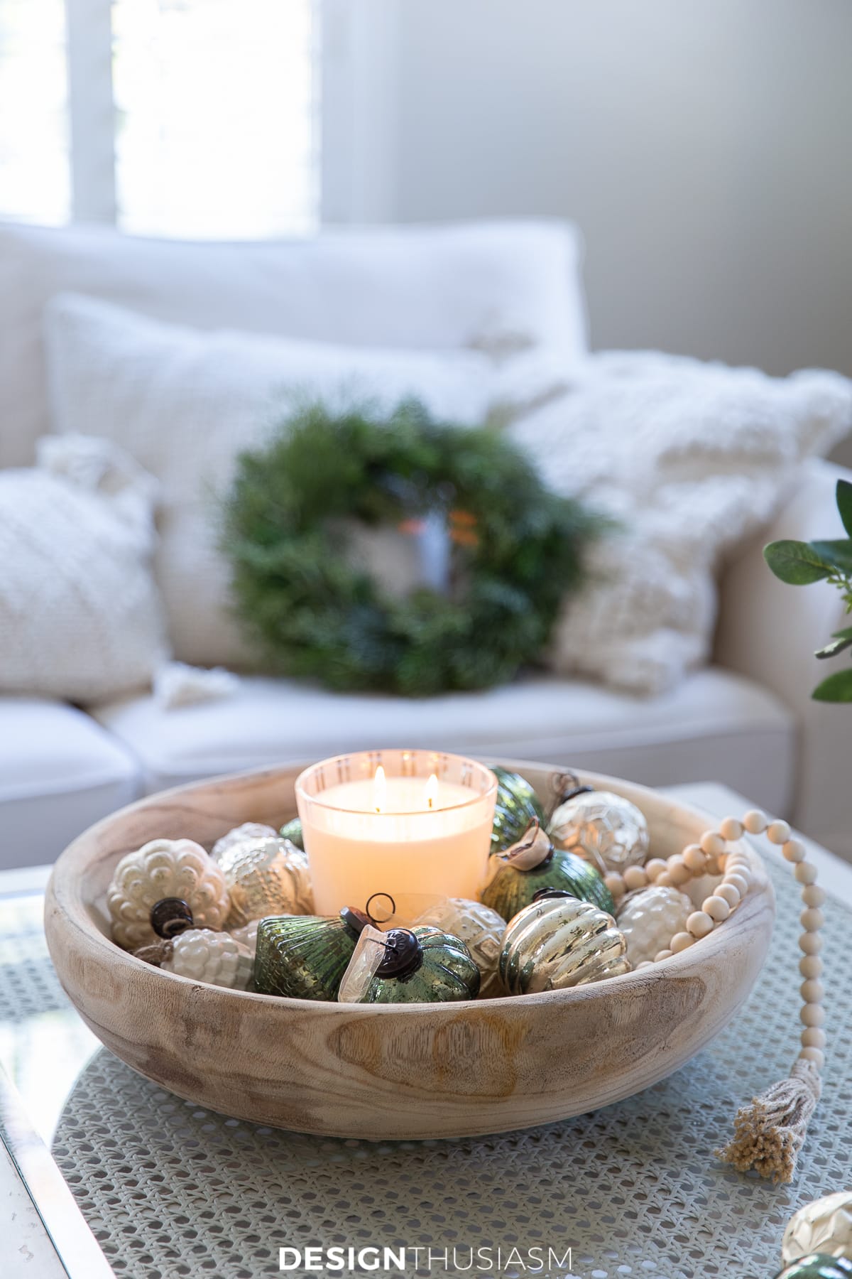 holiday family room greenery & organics