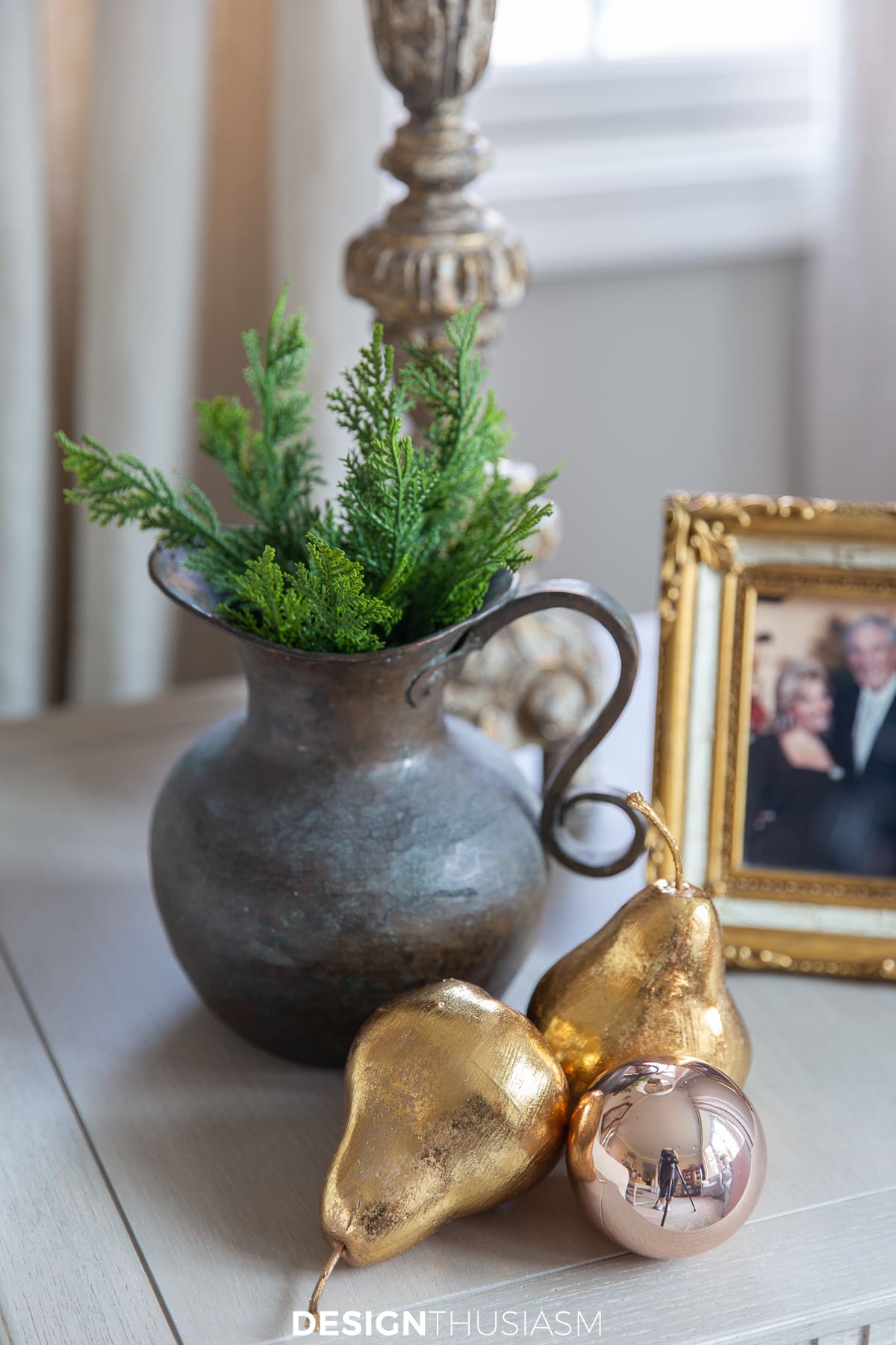Rose gold Christmas decorations 11