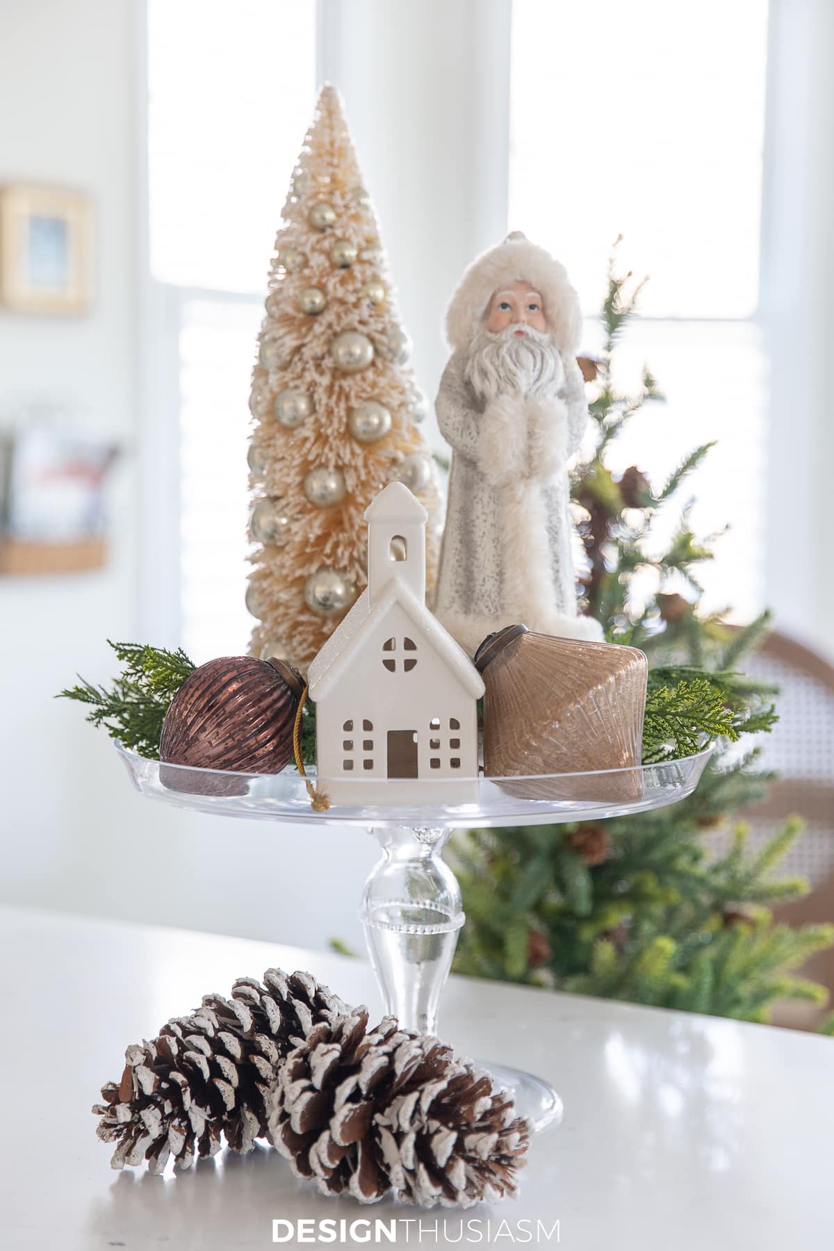 fresh Christmas color palette kitchen vignette