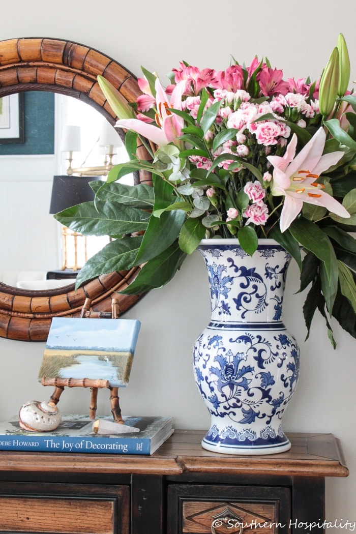 2-25 Early Spring Foyer TableSH