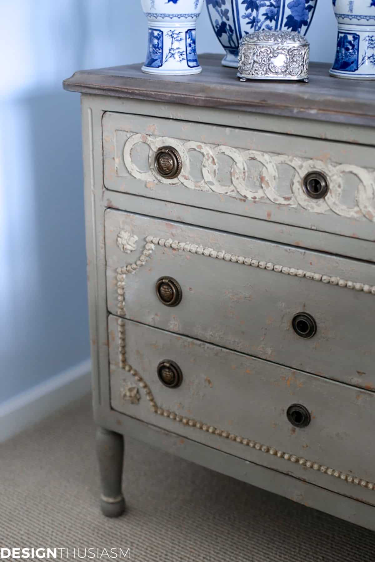 French style chest with Swedish detailing