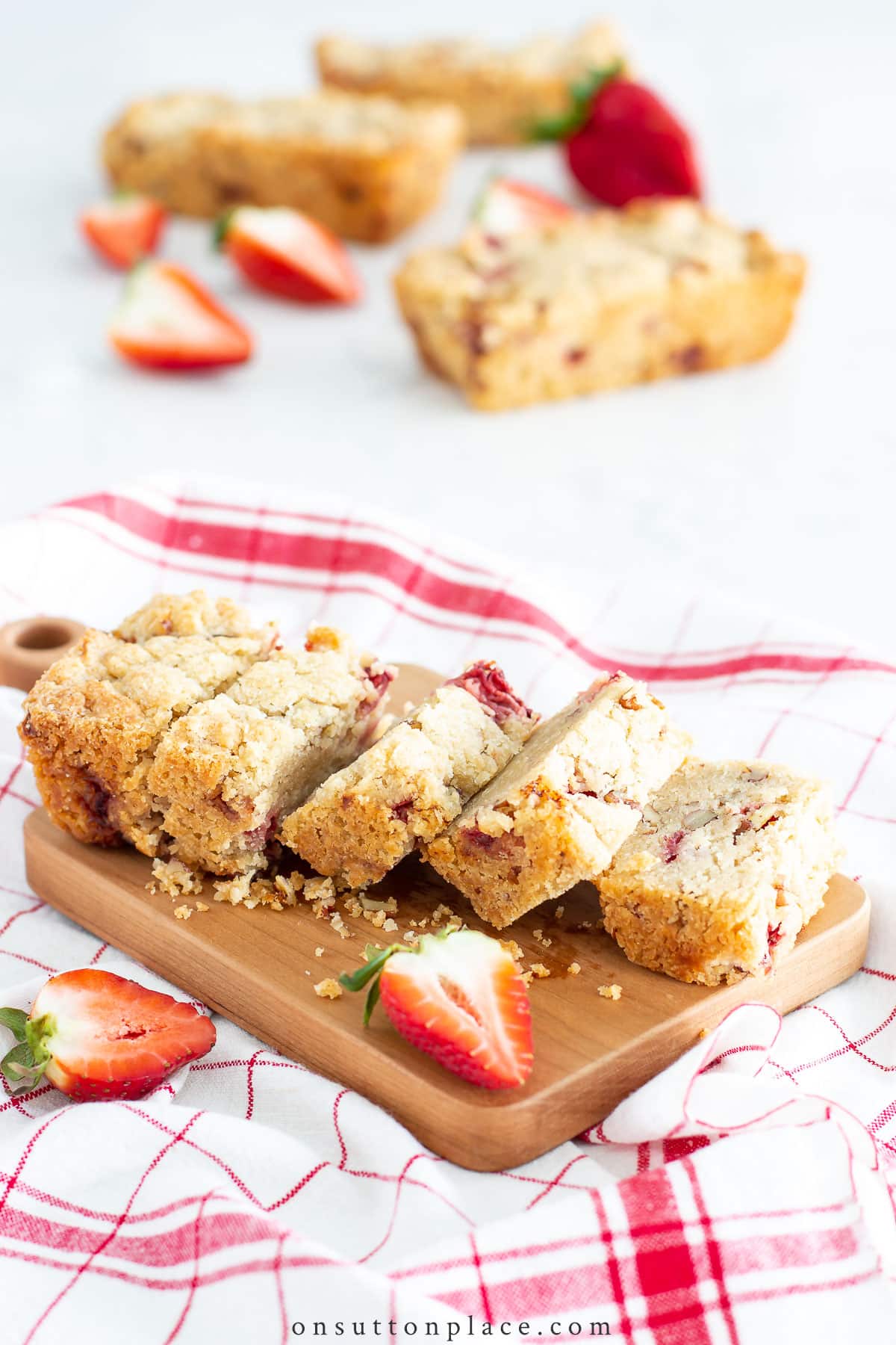 slices of strawberry bread