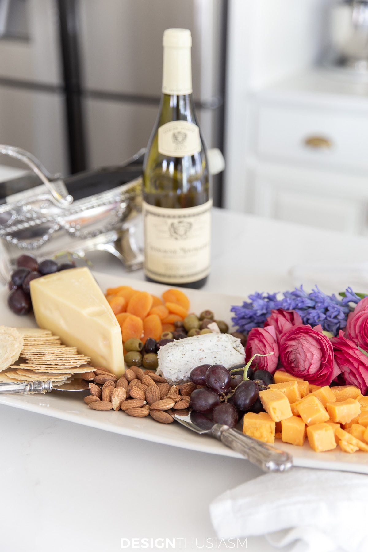 easy entertaining charcuterie board
