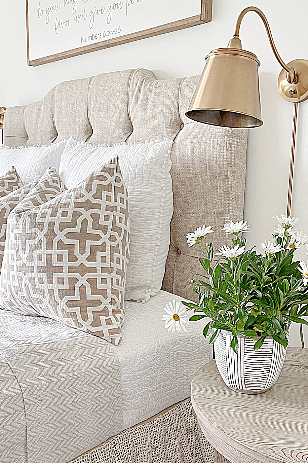 neutral bed pillows