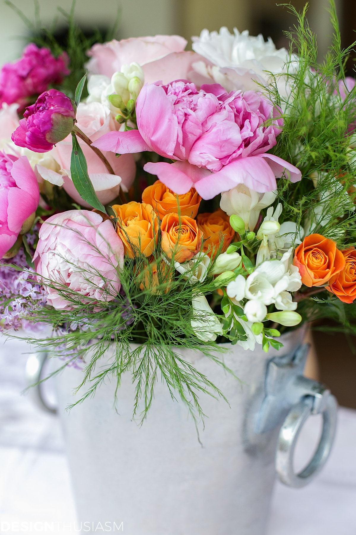 Summer Entertaining Floral Vignette Ideas