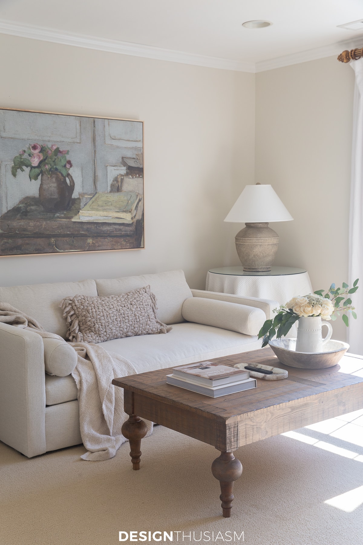 small sitting room upstairs