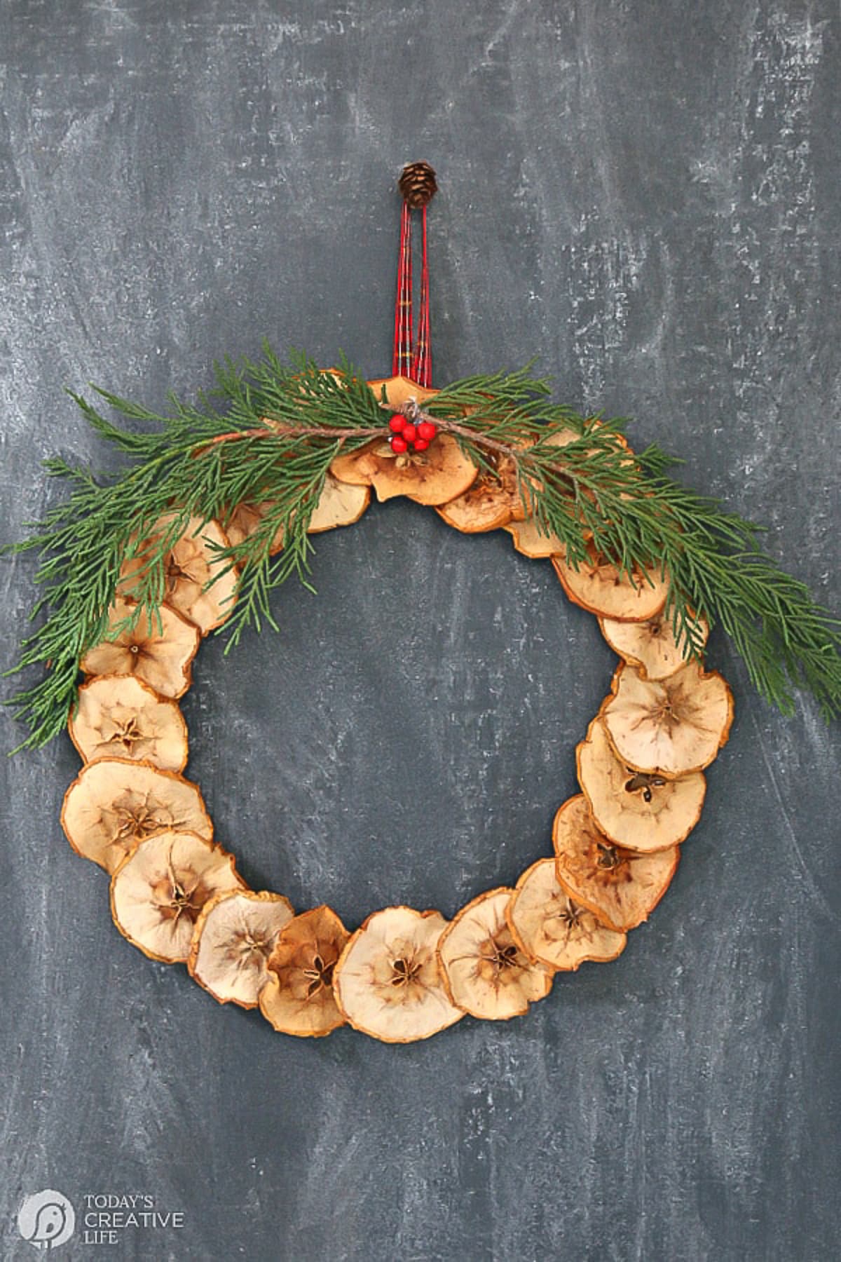 DIY Christmas wreath with dried apples