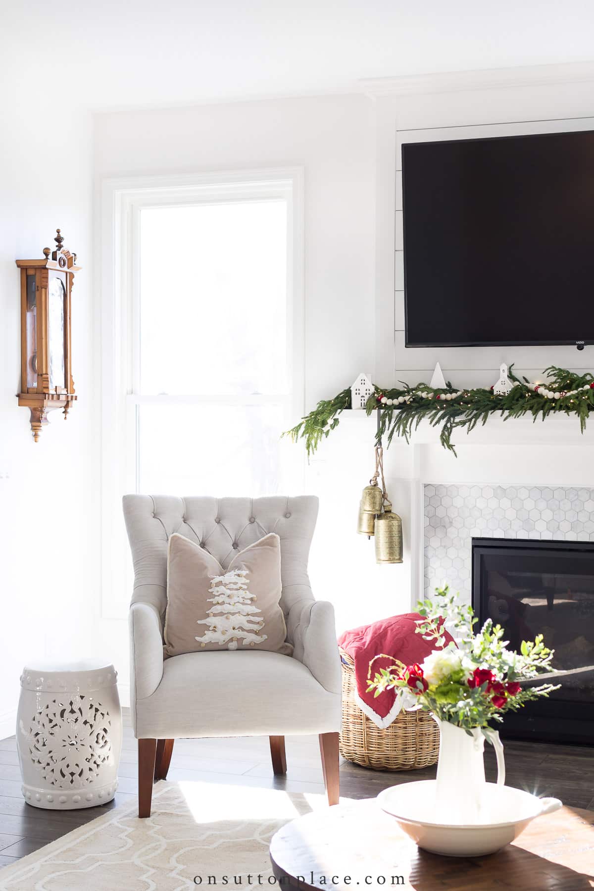 easy christmas decor in great room