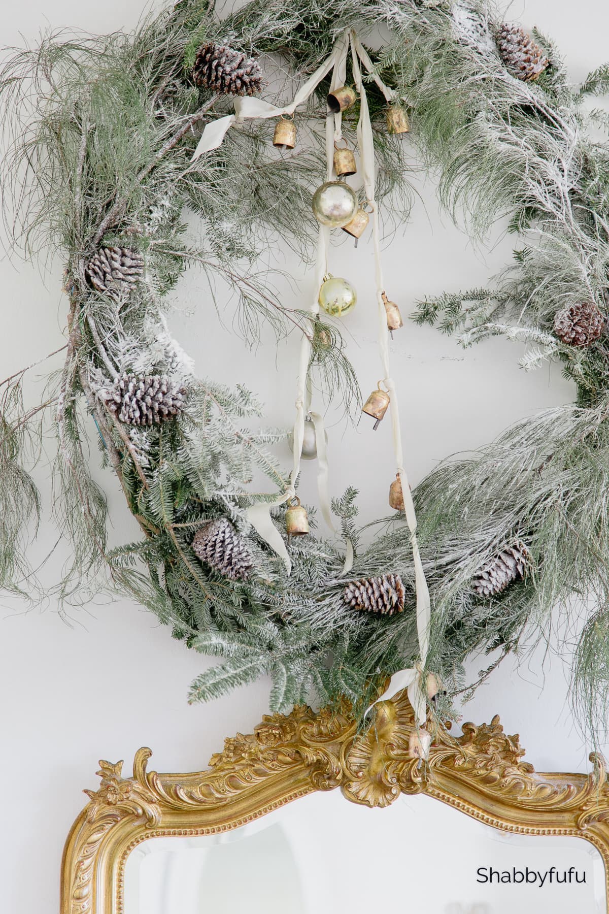 11: 25 - 375 - Shabbyfufu | How To Make A Simple Large Christmas Wreath For Free