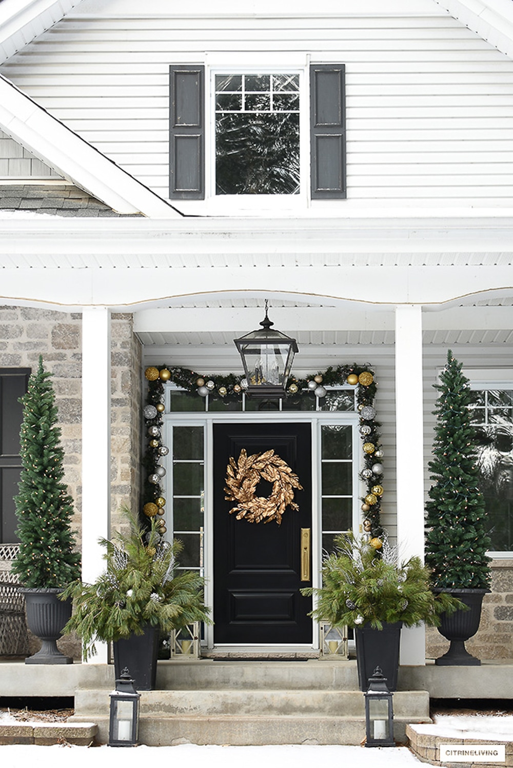 Christmas porch with gold and black