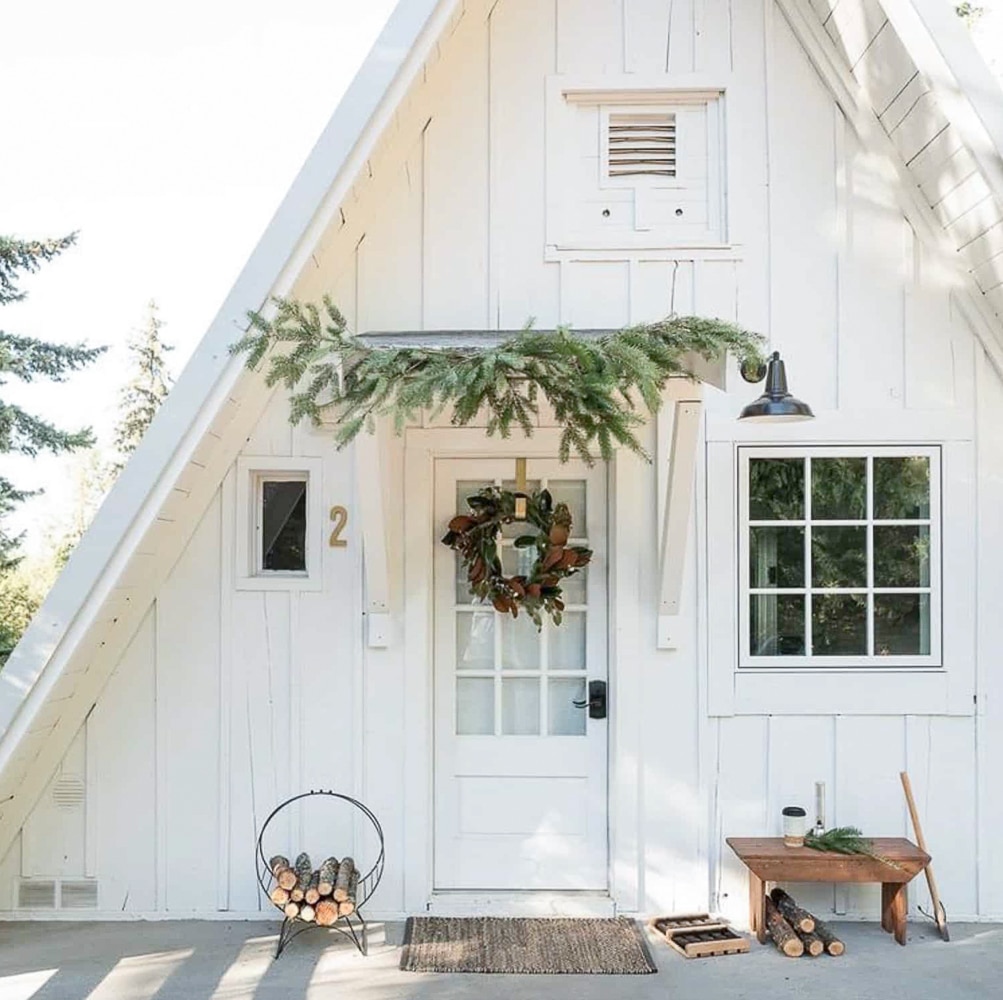 Christmas porch with simple decor