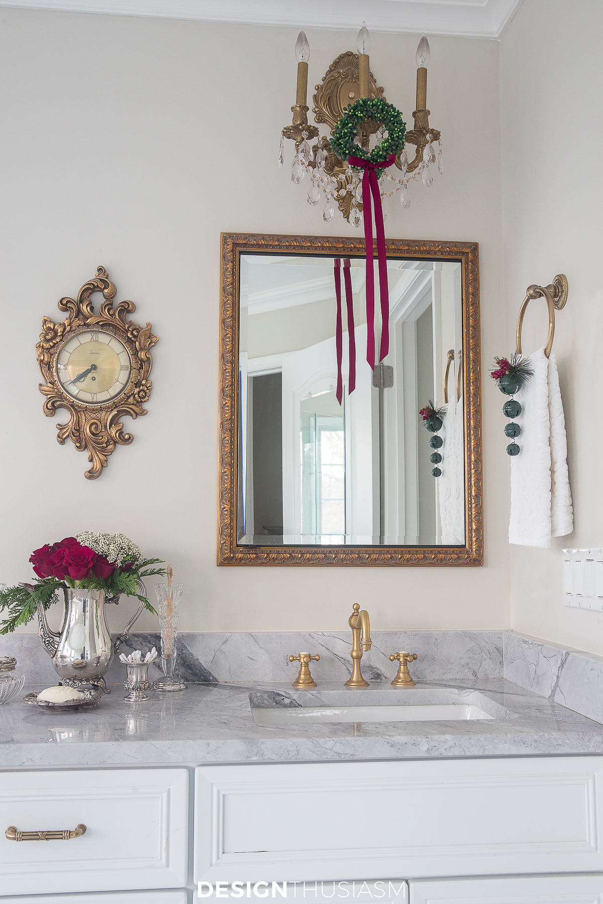 christmas decorations for the bathroom