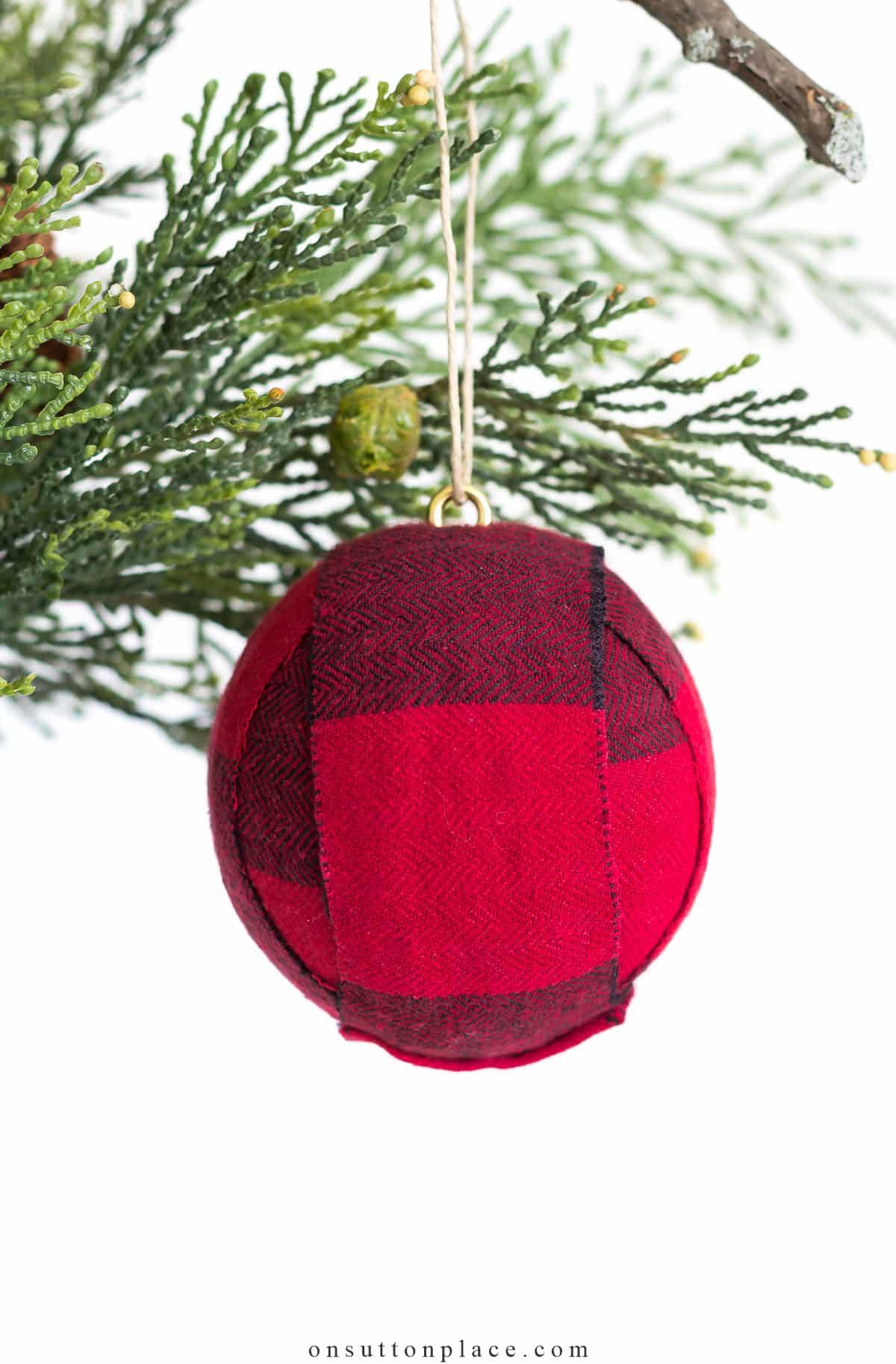 diy fabric christmas ornament