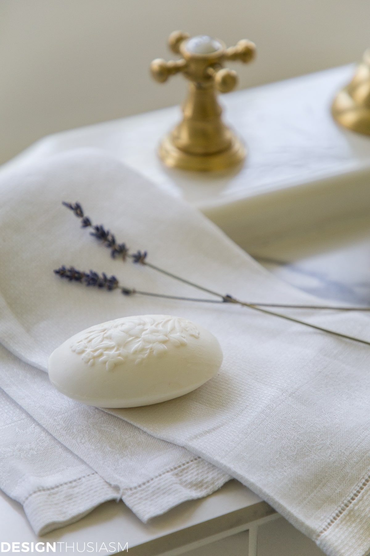 10 Creative Gift Pairing Ideas for Mom