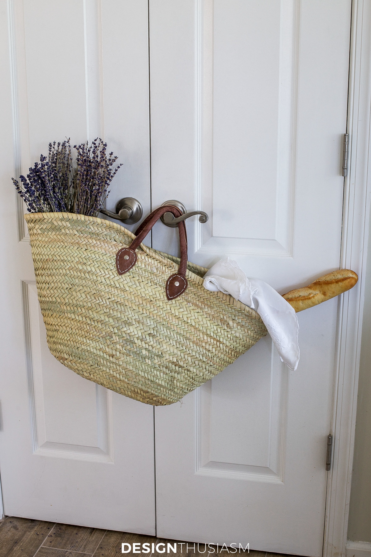 relaxed chic summer decor for the home