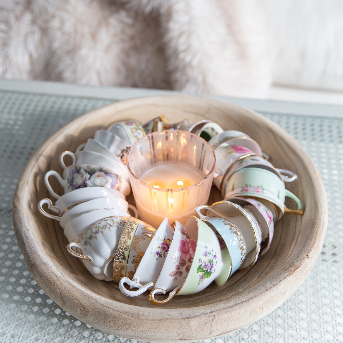 how to display teacups