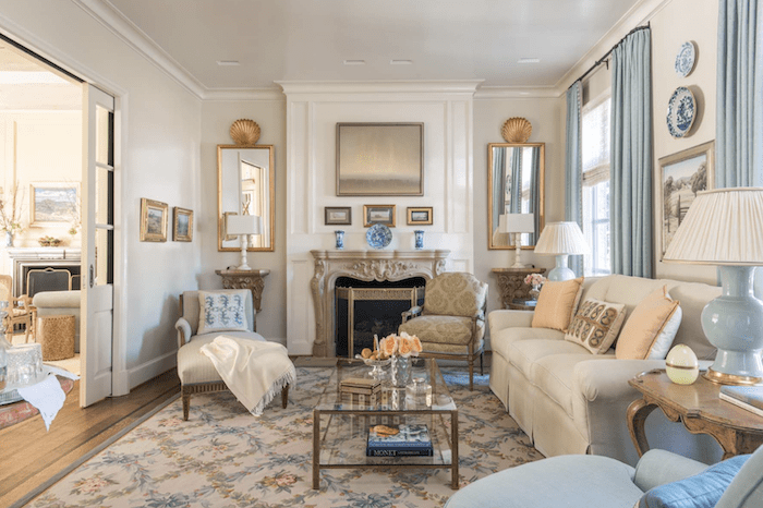 Blue-And-White-Forever-In-A-Country-French-Residence-
