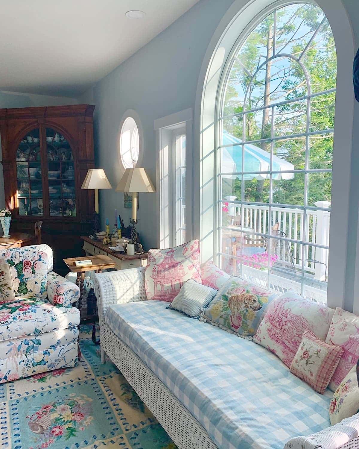 Romantic Vintage Style Lake House Tour