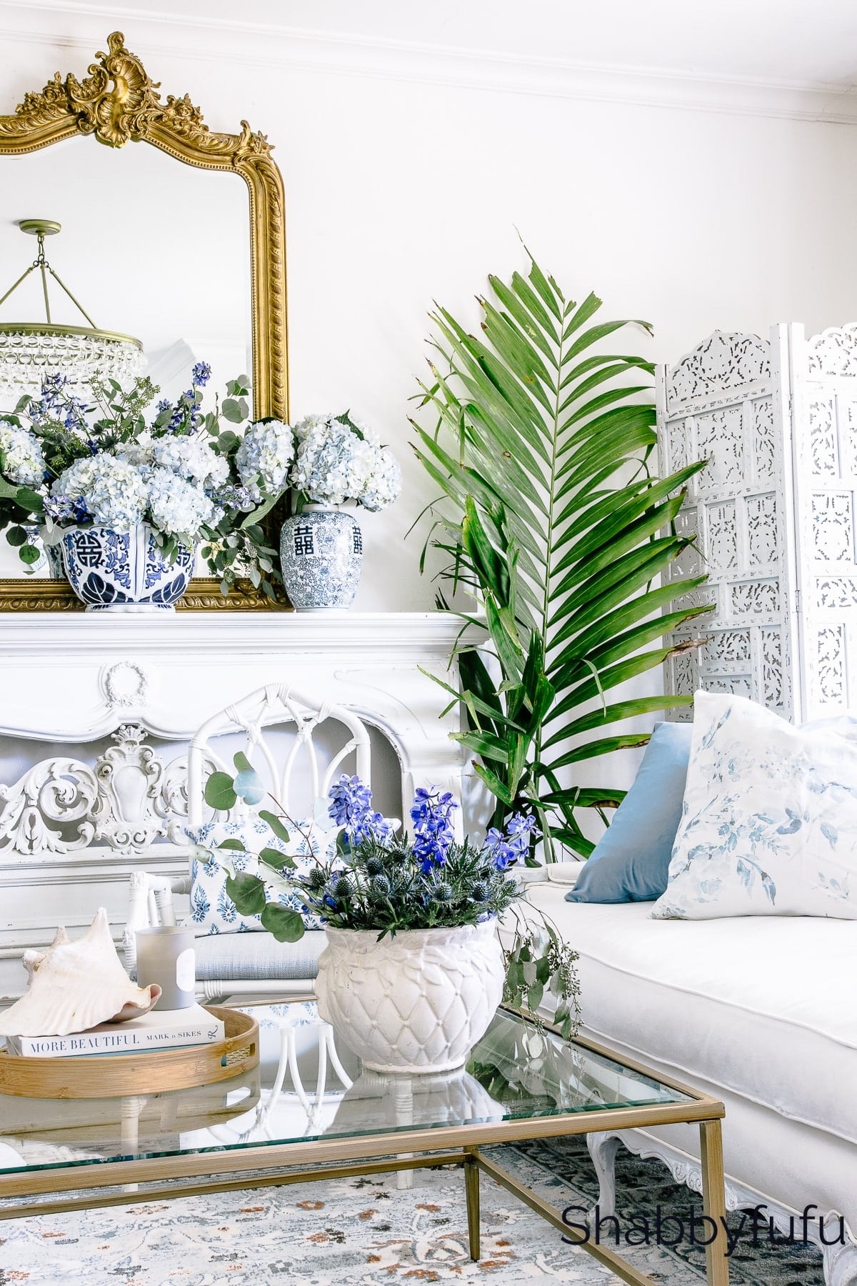 Blue & White Decor For A Casual Chic Home