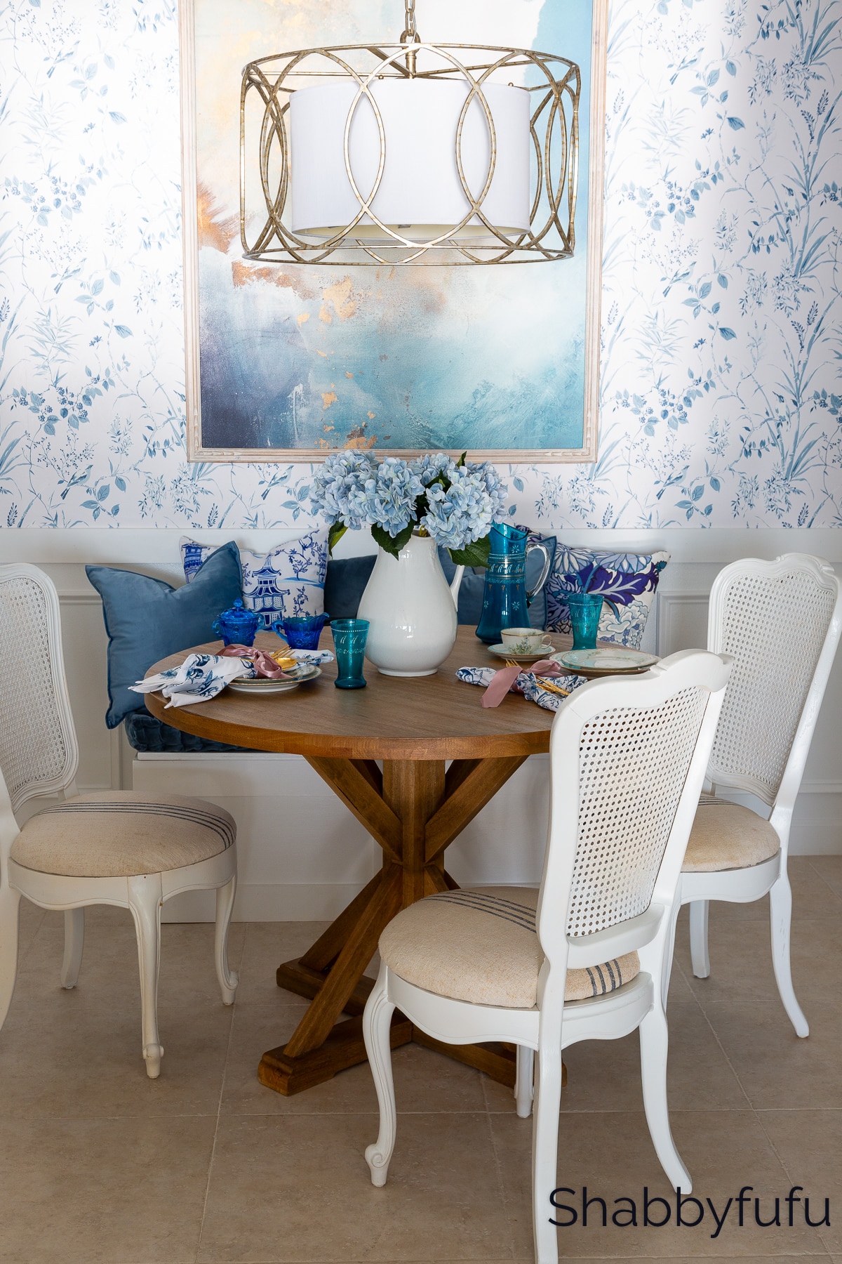 10 Stunning Dining Room Wallpaper Ideas To Copy