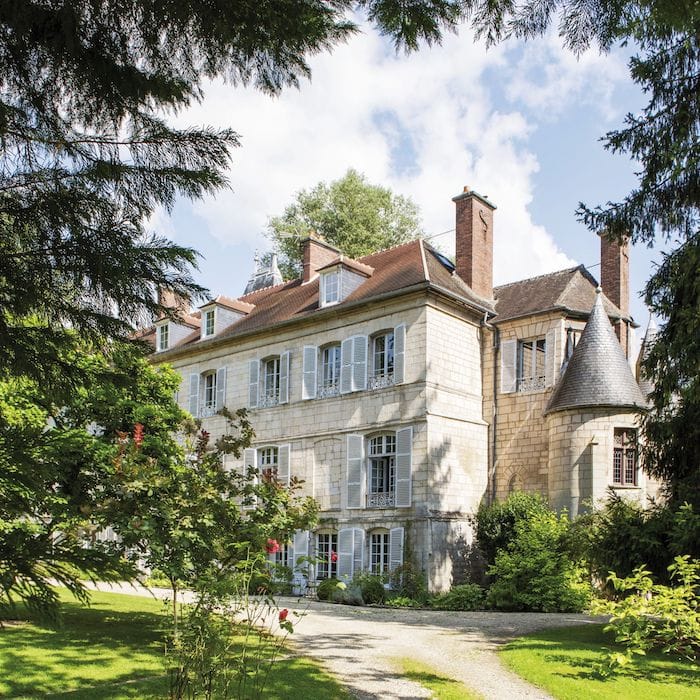 david-jimenez-french-manor-house-tour-exterior