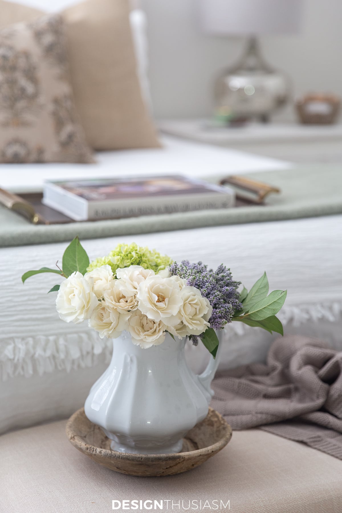 fall transition bedroom flowers