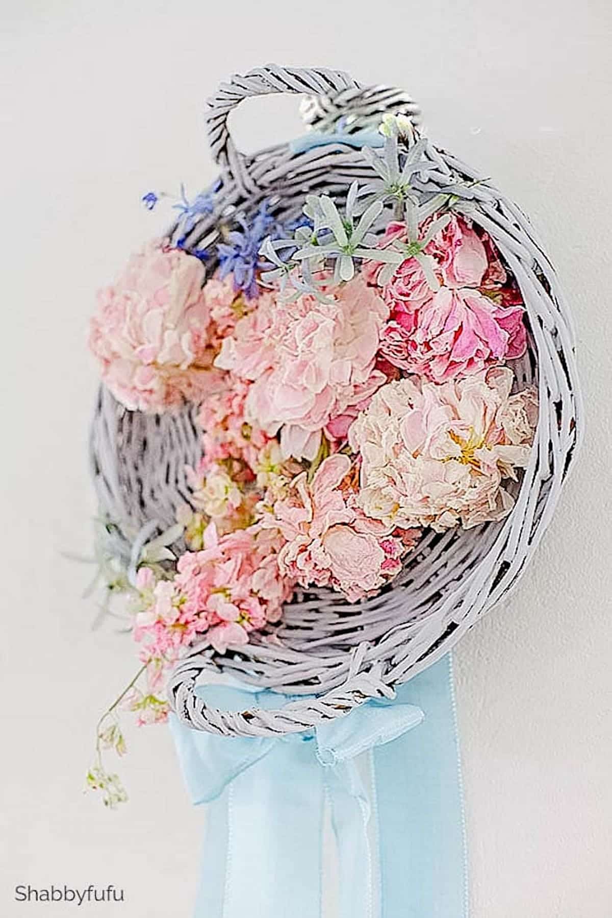 Shabbyfufu | Tips For Preserving Flowers & Wreaths