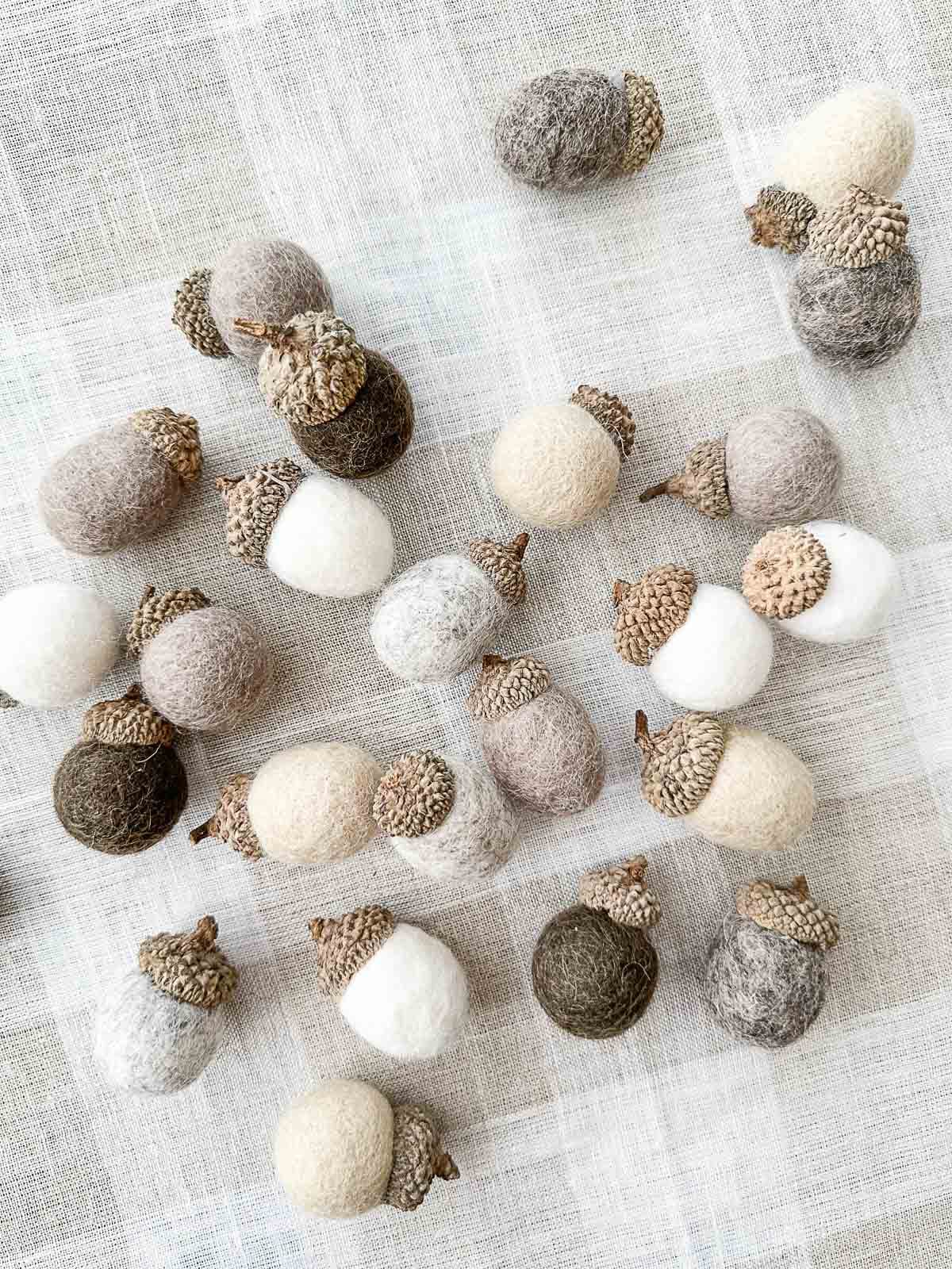 WOOL BALL ACORNS, StoneGable