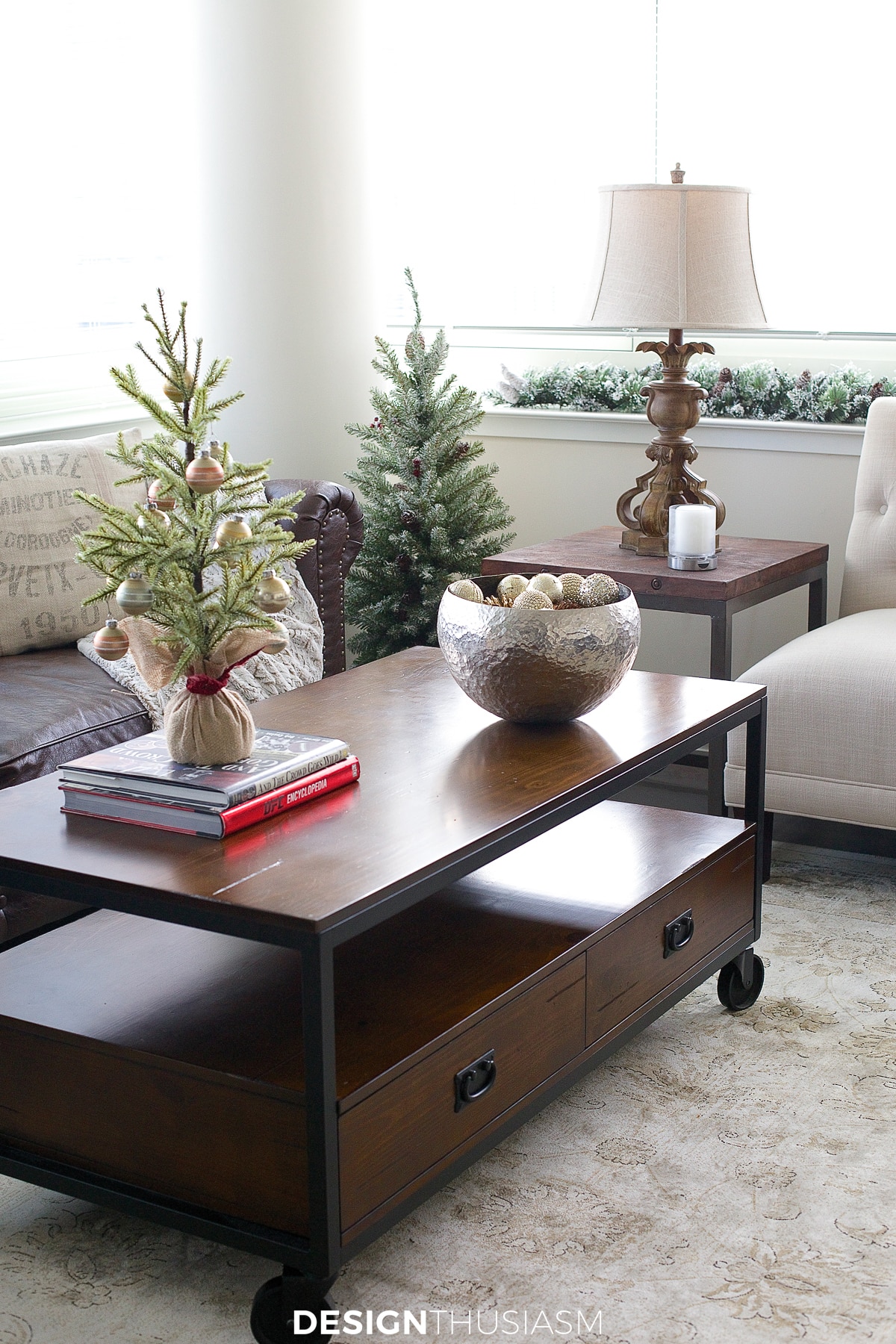 Christmas decor in a small apartment