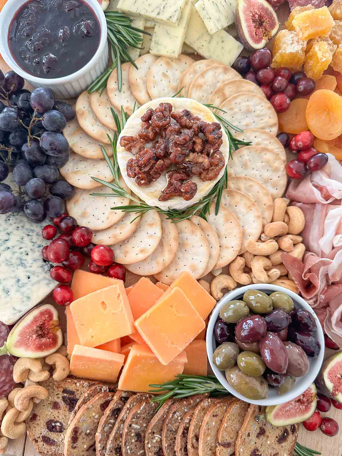 How To Create A Holiday Charcuterie Board- Step By Step