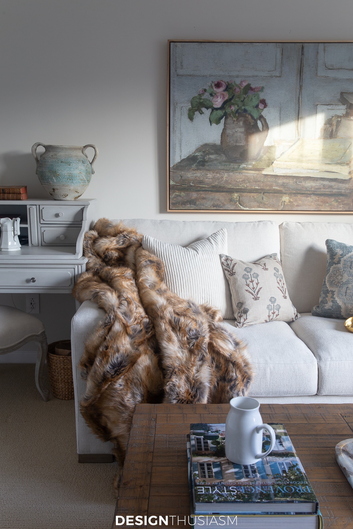 indoor she shed couch with faux fur throw