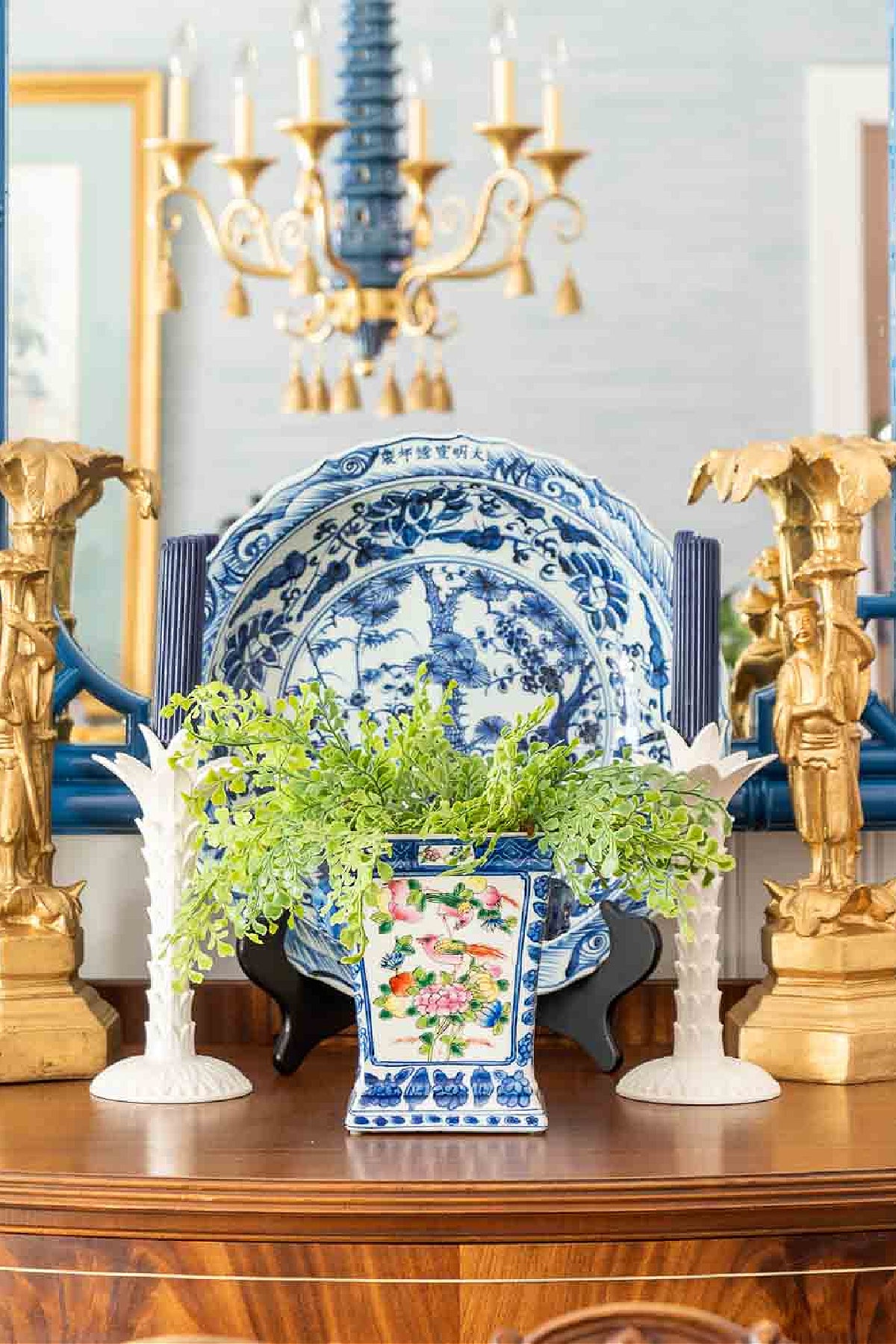 Everything You Need to Know About Decorating with Chinoiserie