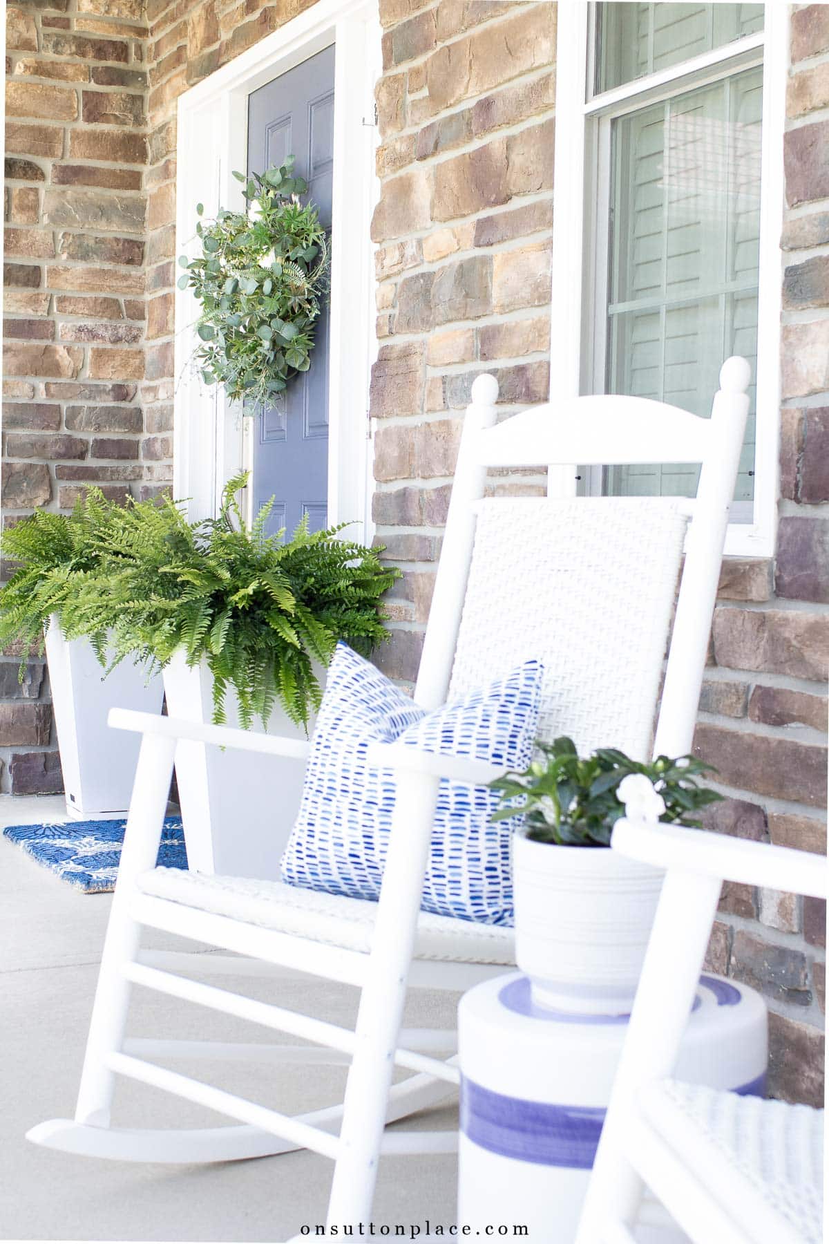 porch ideas for summer white rockers pillows